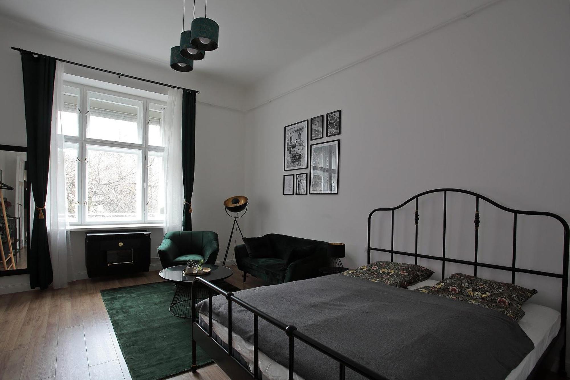 Greguss - Near M2 Metro Appartement Boedapest